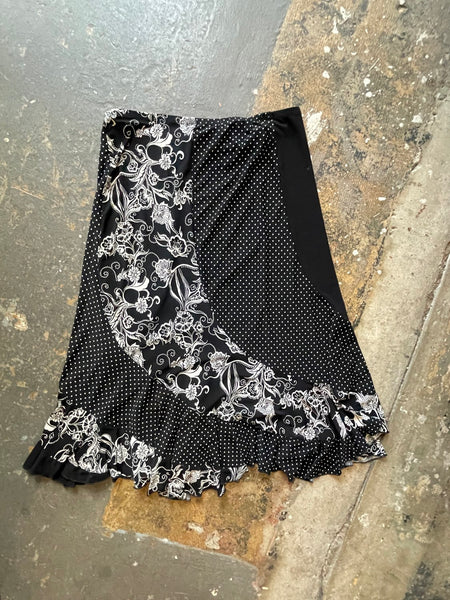 90s Black and White Polka Dot Scarf Print Ruffled Midi Skirt Whimsigoth Goth L