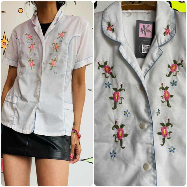 Vintage 70s White Embroidered Pajama Top - Nancy Nightmare on Elm Street Style - S