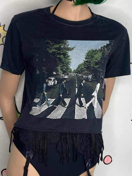 The Beatles Cropped Tee Band Shirt Rock N Roll Graphic Retro - Small