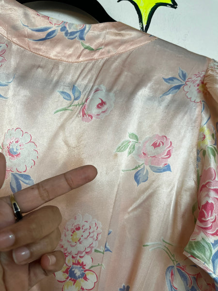 Antique Early 1900s Pink Silk Floral Robe - Rococo Victorian Loungewear - Small