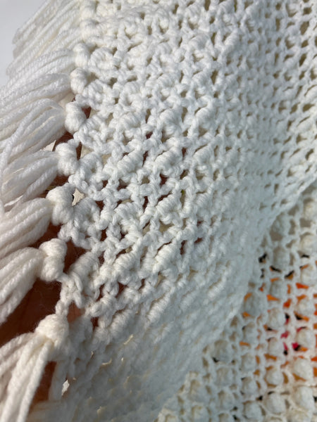 Vintage 70s White Crochet Poncho | Boho Western Festival Cape Shawl | Fringe