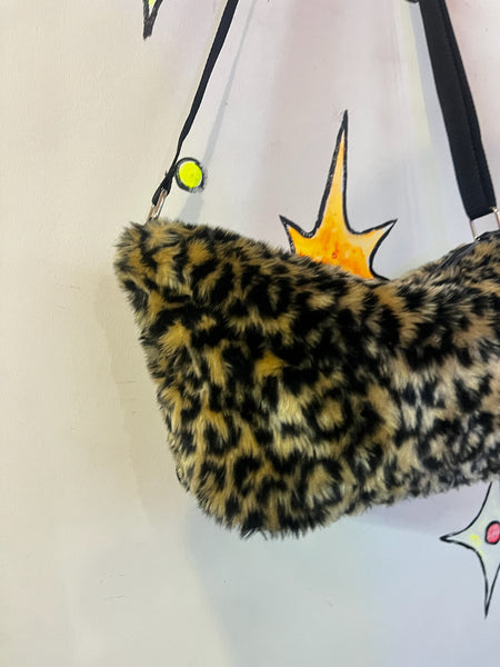 Vintage | Fuzzy Leopard Print Faux Fur Crossbody Bag Handbag Purse