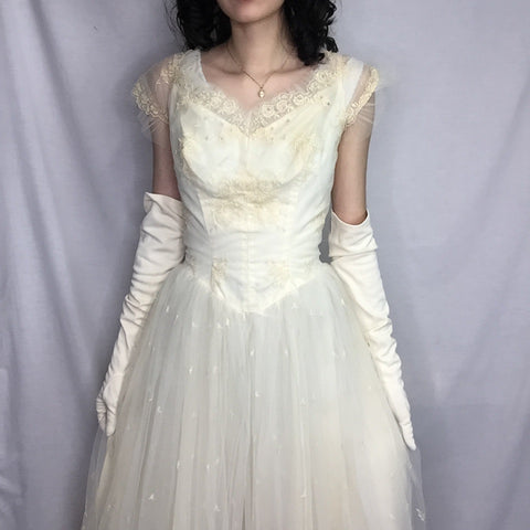 Vintage 50s 60s | Victorian Chiffon Lace Elegant Ruffles Wedding Dress |