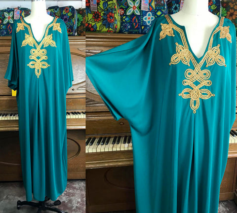 Vintage 70s | Emerald Green Caftan Kaftan Muumuu Boho Hippie Dress | Free Size