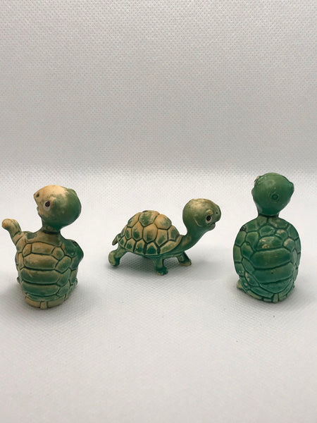 Vintage |Tiny Green Turtle Figurines (3) | Height 1 3/4 inches height | Acrylic