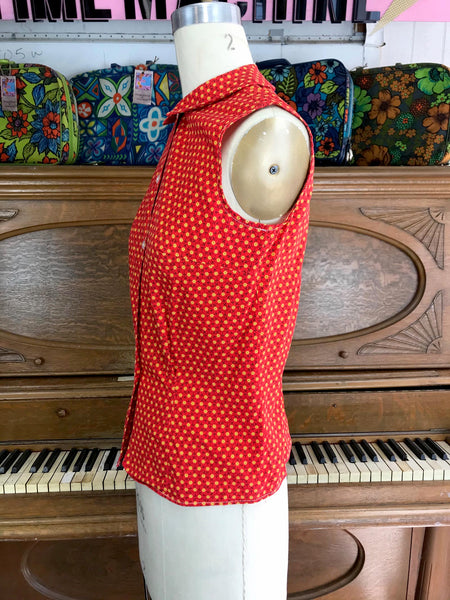 Vintage 50s | Red Pintuck Cotton Button Down Collared Sleeveless Blouse Top | S