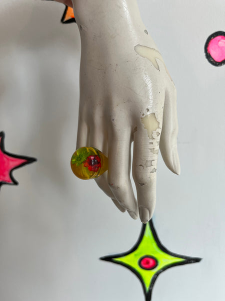 Vintage 60s 70s | Groovy Chunky Neon Yellow Plastic Dried Flower Ring