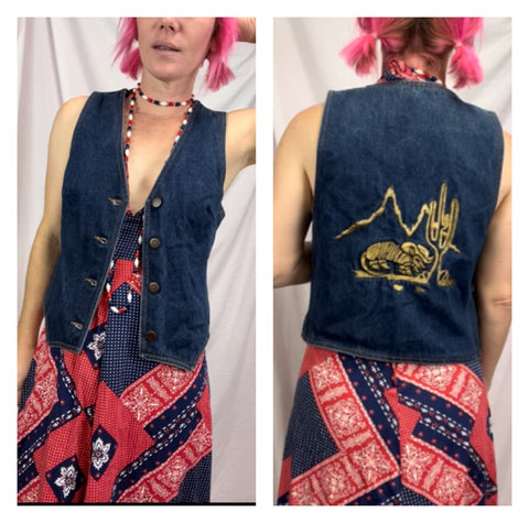 Vintage 70s | Denim Vest Western Bohemian with Embroidered Armadillo | 7/8