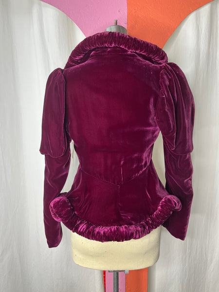 Vintage 1930s | Stunning Plum Velvet Jacket Blazer Wearable Art | Size S