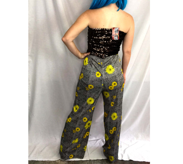 Vintage 60s 70s | Flower Power Groovy High Waisted Boho Hippie Bell Bottoms | M