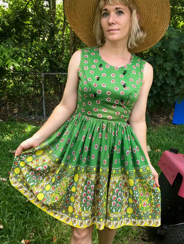 Vintage 60s 70s | Green Novelty Print Psychedelic GoGo Mod Groovy Mini dress | S
