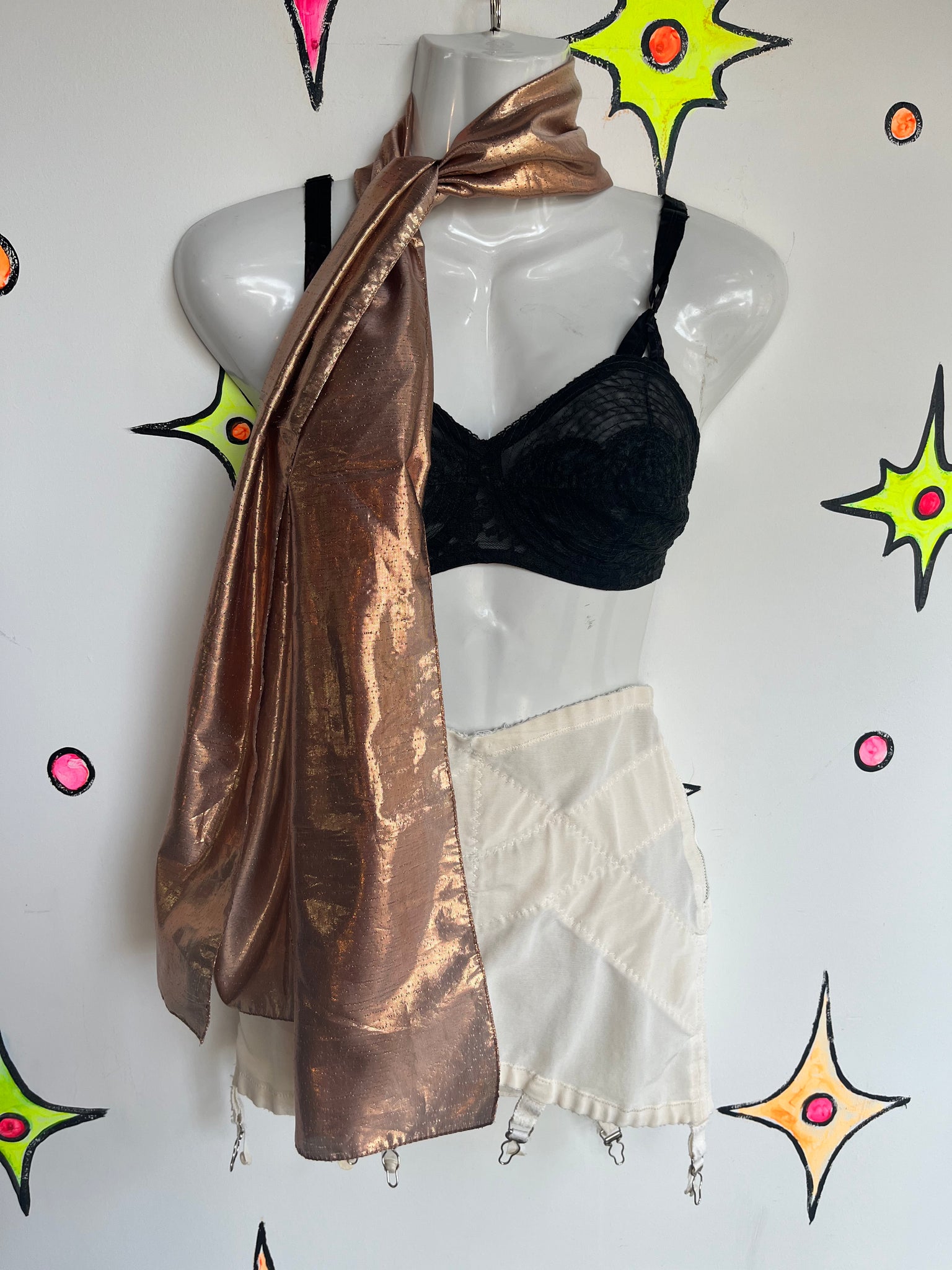 Vintage 80s Amanda Smith Metallic Gold Lame Scarf