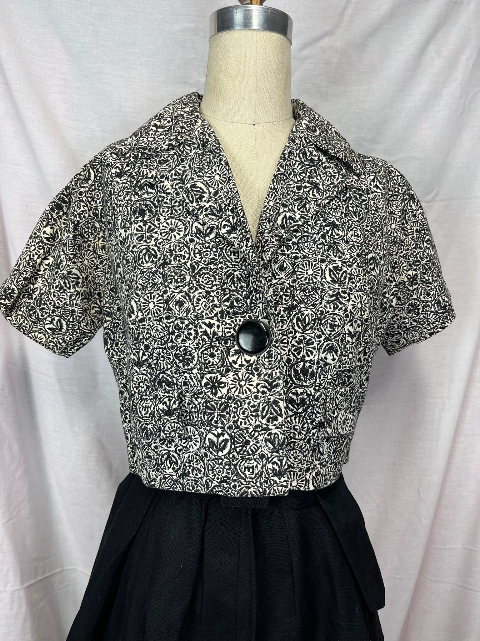Vintage 1940s 50s | Black and White Crop Top Pinup Rockabilly