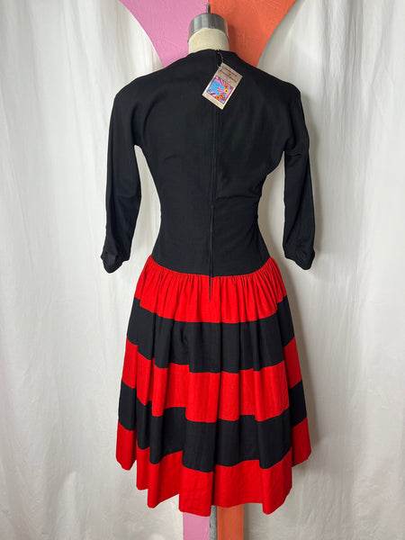 Vintage 1940s | Black and Red Striped Dress | Size S