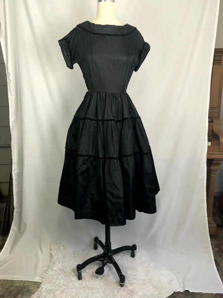 Vintage 50s | Black Victorian Edwardian Lolita Steampunk Full Skirt Dress | XS