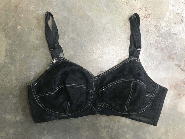 Vintage 1950s Bra | Black Bullet Bra Pin up Lingerie | 32C