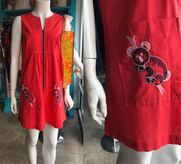 Vintage 60s | Gilead Embroidered Smock Mini MOD Scooter Zip Up GoGo Dress | S/M