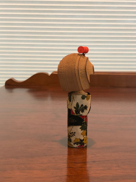 Kokeshi Wooden Doll - 4 inch