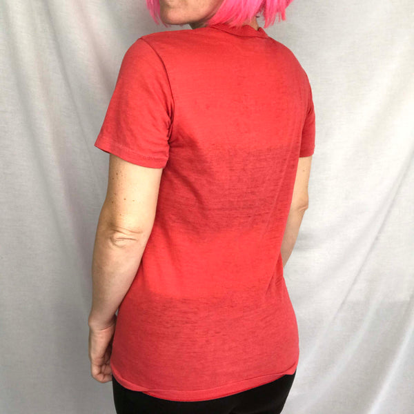 Vintage 70s | Red Single Stitch Tee Soft Novelty Foxy Lady Hippie T Shirt | S