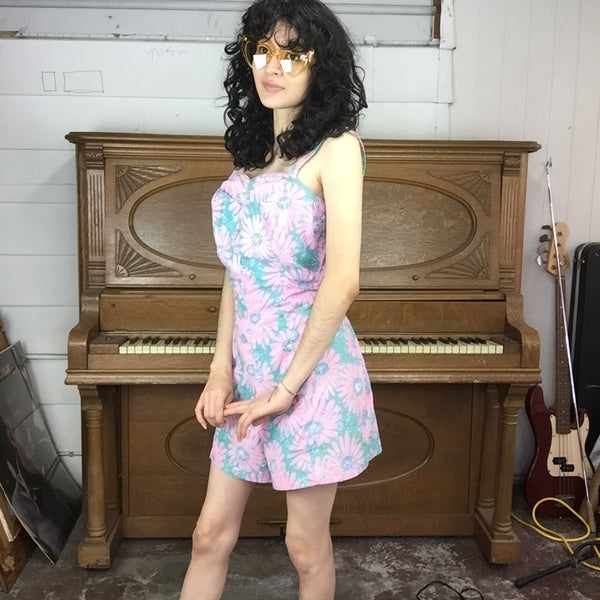 Vintage 50s 60s | Flower Power Swimsuit Bathing Suit Romper Playsuit |